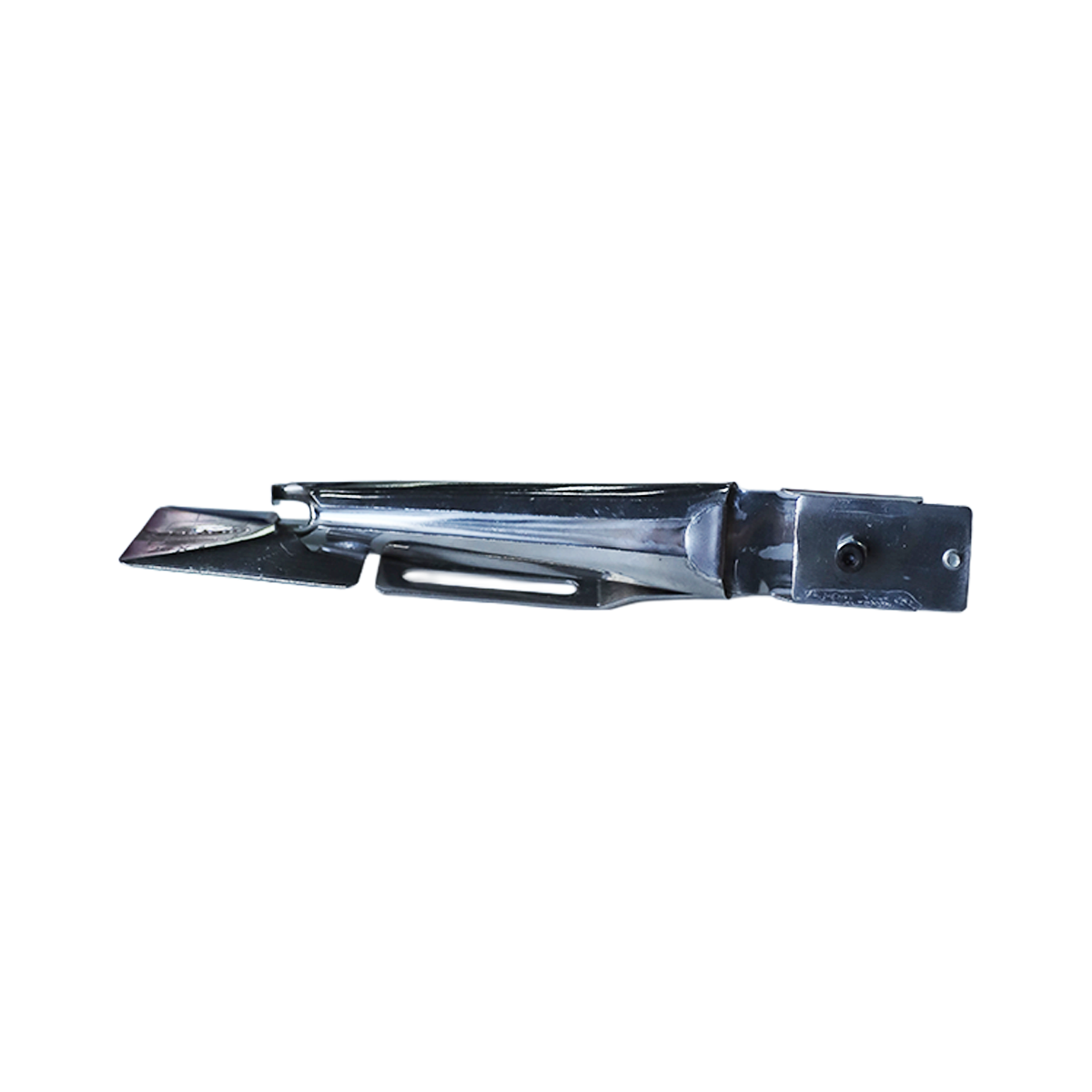 Aparelho completo com tensor para máquina galoneira de base plana, projetado para aplicação de viés/debrum com acabamento limpo. Possui sistema que dobra e estica o elástico simultaneamente, permitindo a regulagem precisa da pressão e do tensionamento conforme a necessidade da peça. Fabricado especificamente para fitas de 26mm.